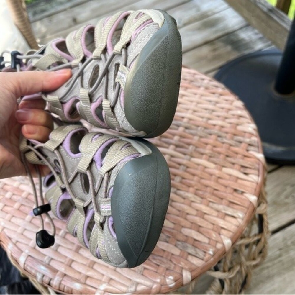 Keen Whisper Sandals in Grey and Purple  9 - Picture 8 of 11